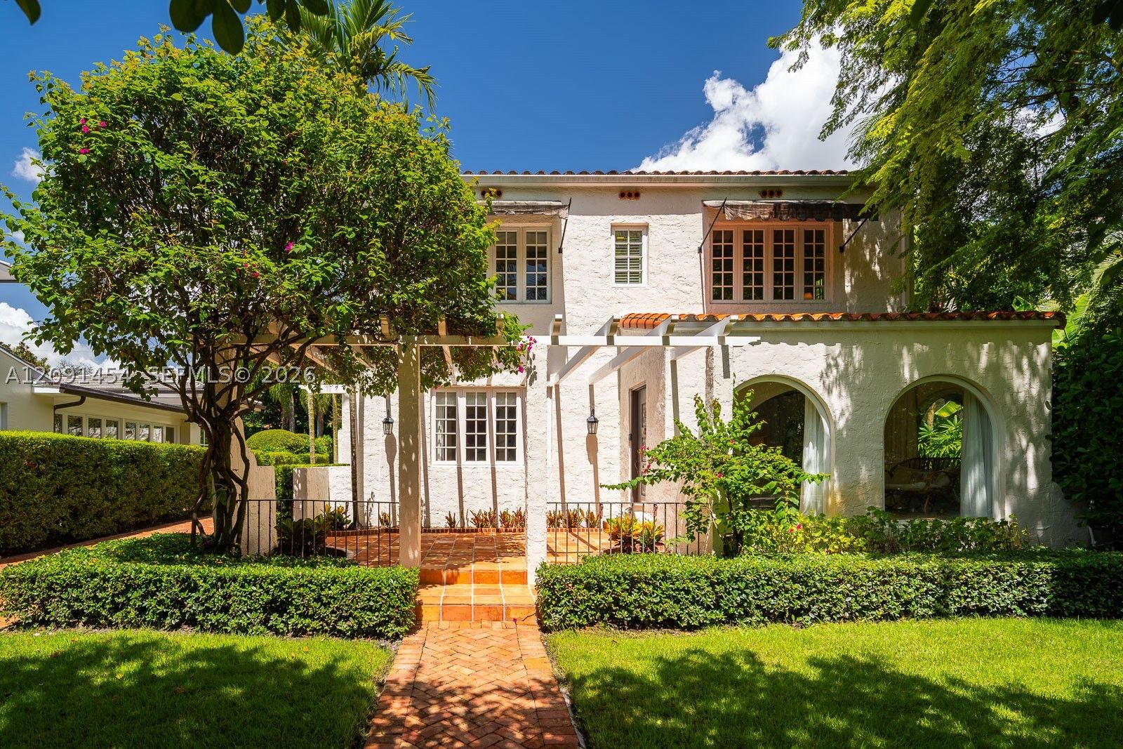 Property Photo: 1229 Asturia Ave FL 33134