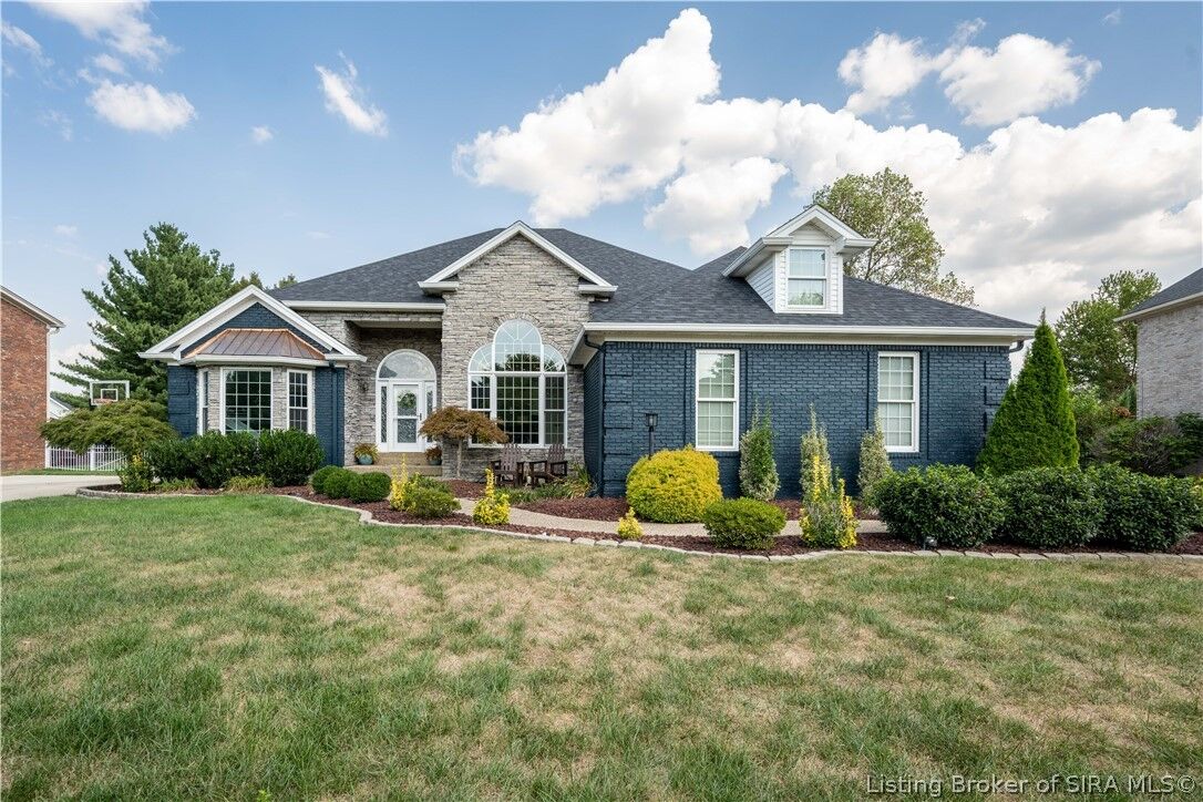 Property Photo: 3074 Autumn Hill Trail IN 47150