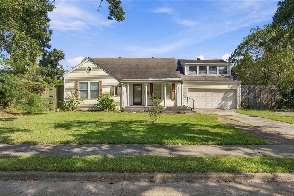 Property Photo:  909 5th  LA 70601 