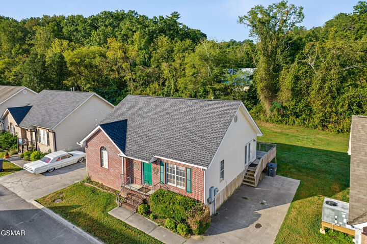 Property Photo:  322 Creekwalk Boulevard  TN 37863 
