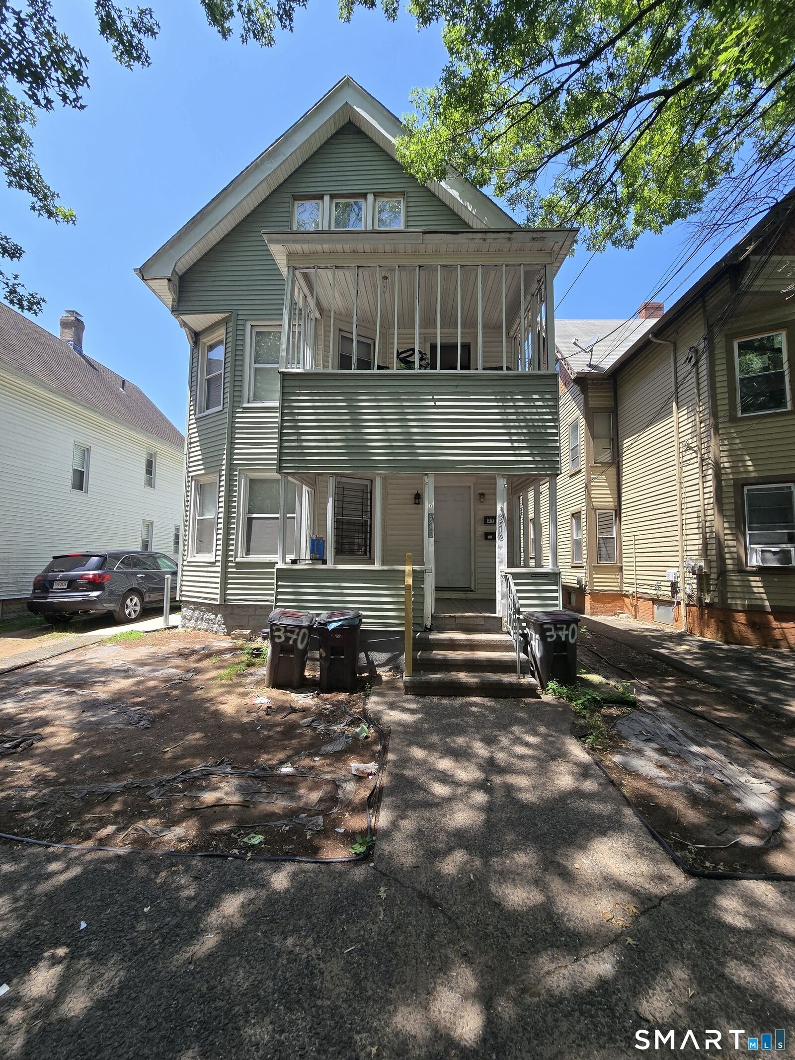 Property Photo:  370 Shelton Avenue  CT 06511 