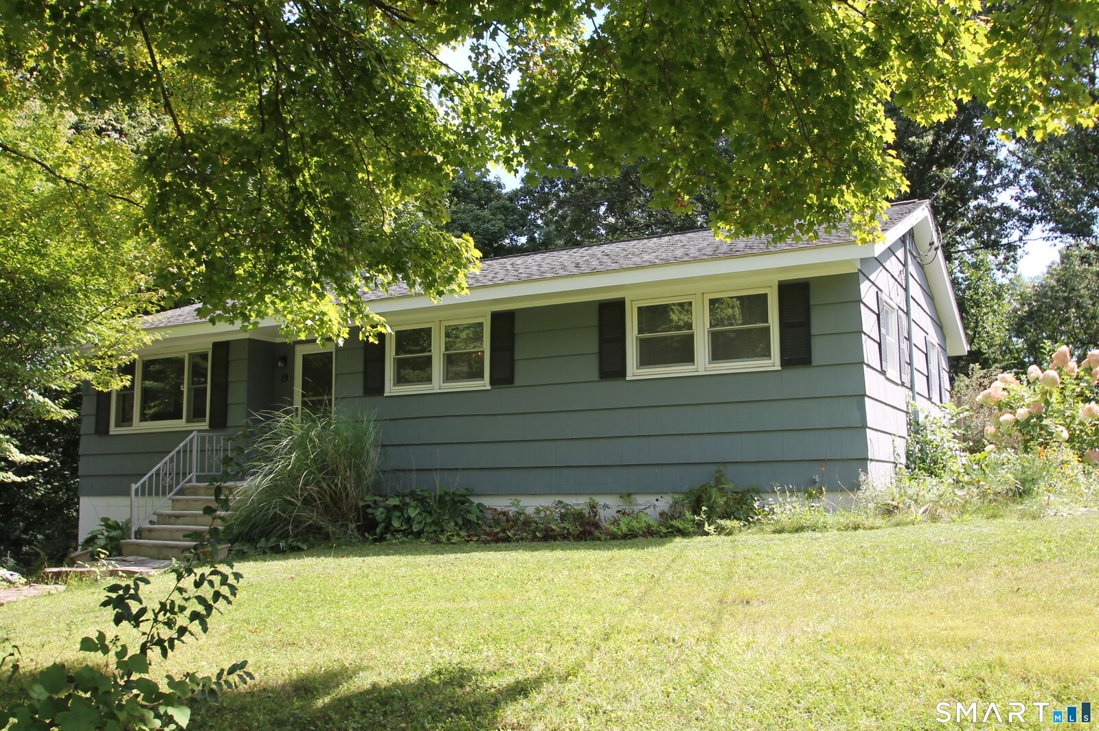 Property Photo:  19 Hickory Lane  CT 06484 