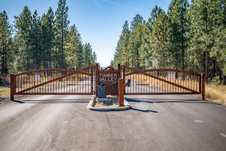Property Photo:  Nka W Slaton Ln Lot 53  WA 99006 