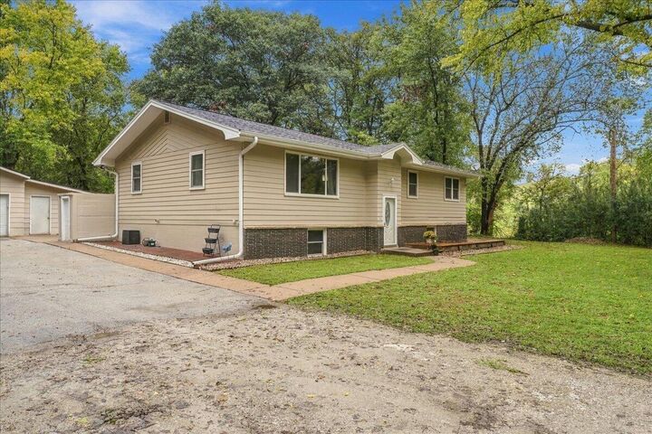 Property Photo: 18109 Coit Road IA 51503
