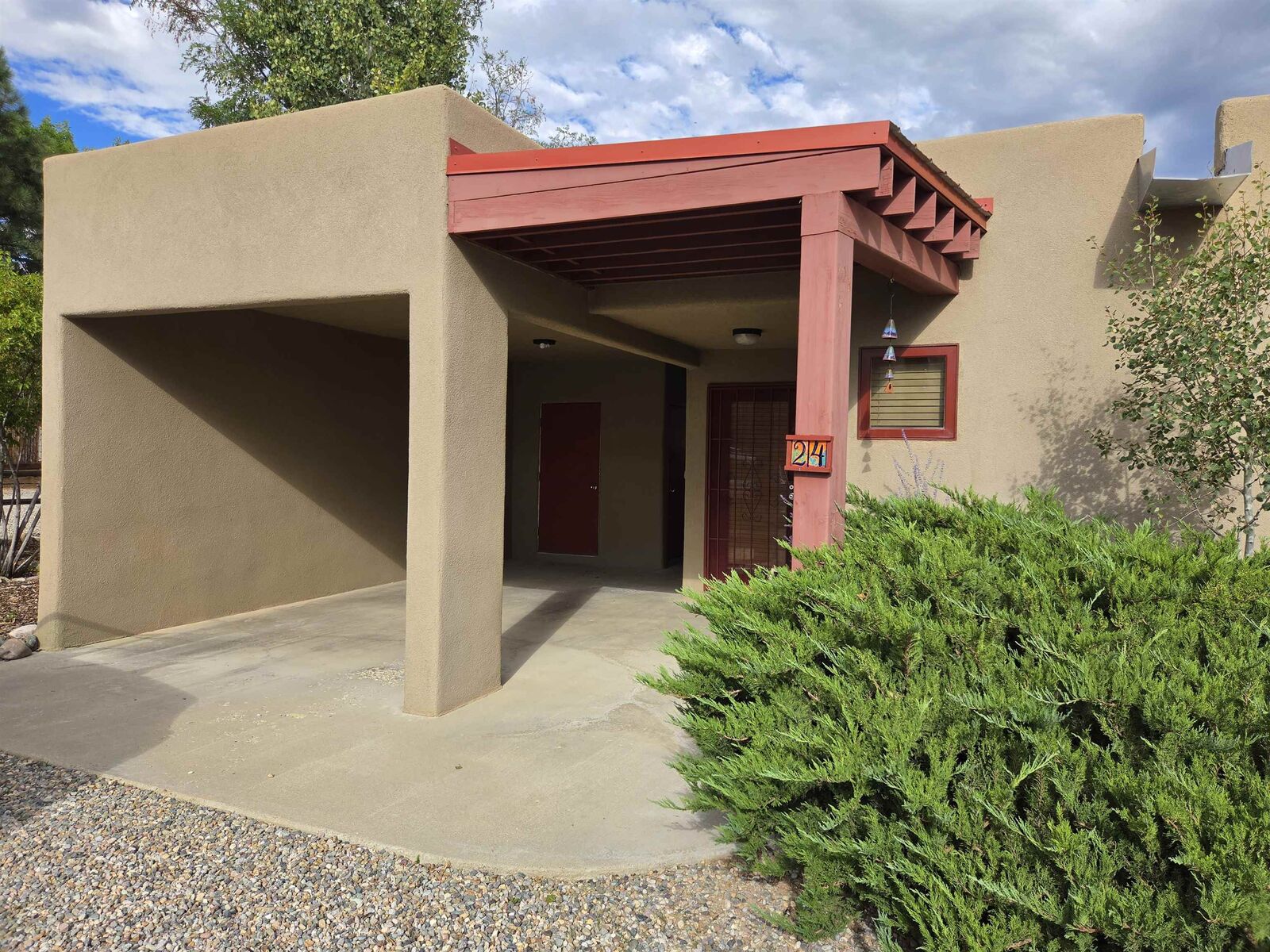 Property Photo:  18 Comanche Road 24  NM 87529 