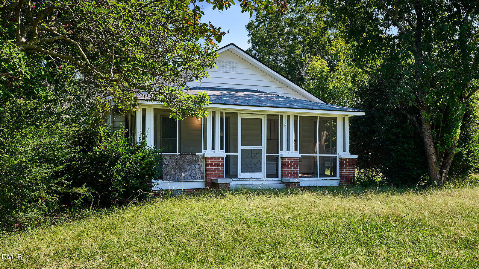 Property Photo:  1077 Frazier Road  NC 27882 