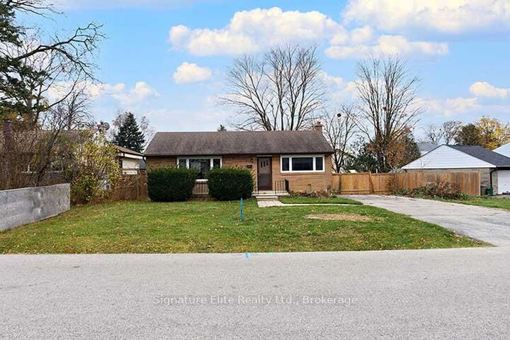 Property Photo:  41-A Hurricane Avenue  ON L4L 1V5 