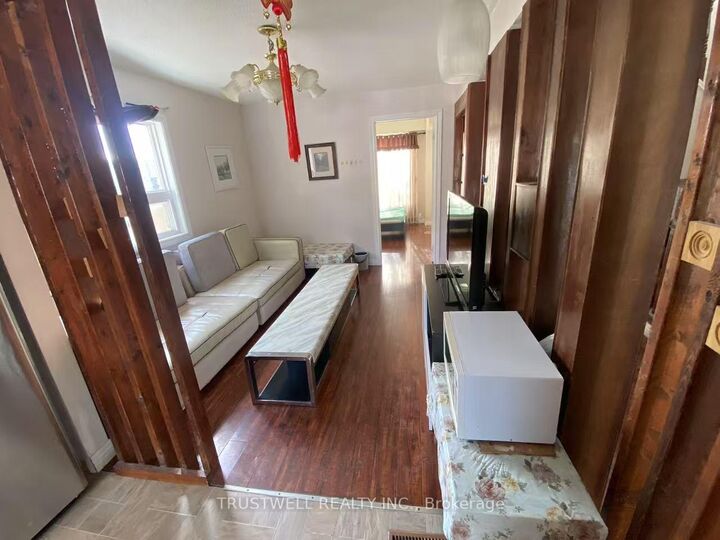 Property Photo:  9 Whistling Hills Drive  ON M1V 2B6 