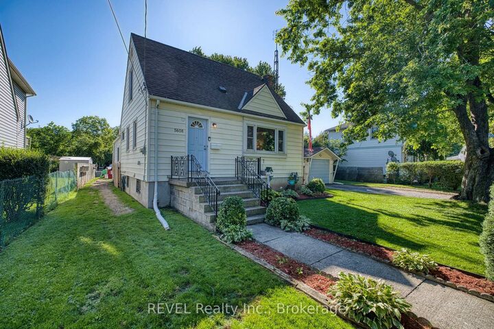 Property Photo: 5608 Glamis Crescent ON L2G 1G3