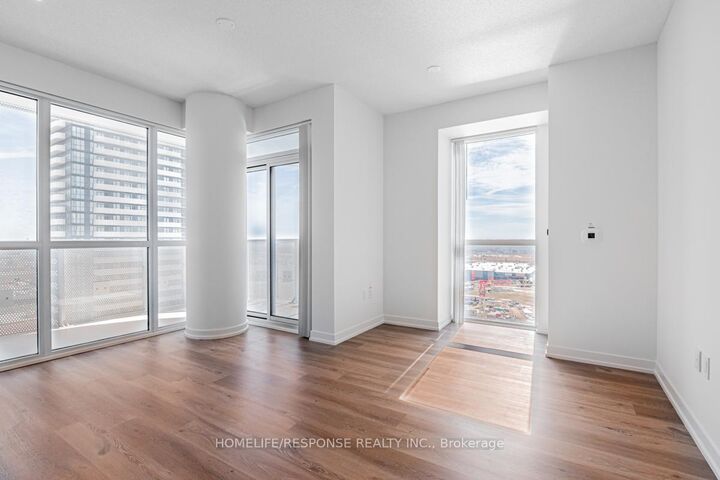 Property Photo:  225 Commerce Street 1802  ON L4K 5Z7 