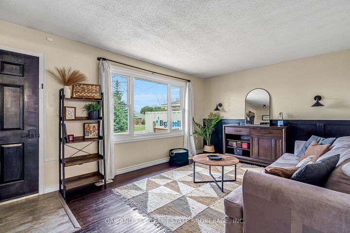 Property Photo:  26 Sinclair Avenue  ON N5R 3A8 