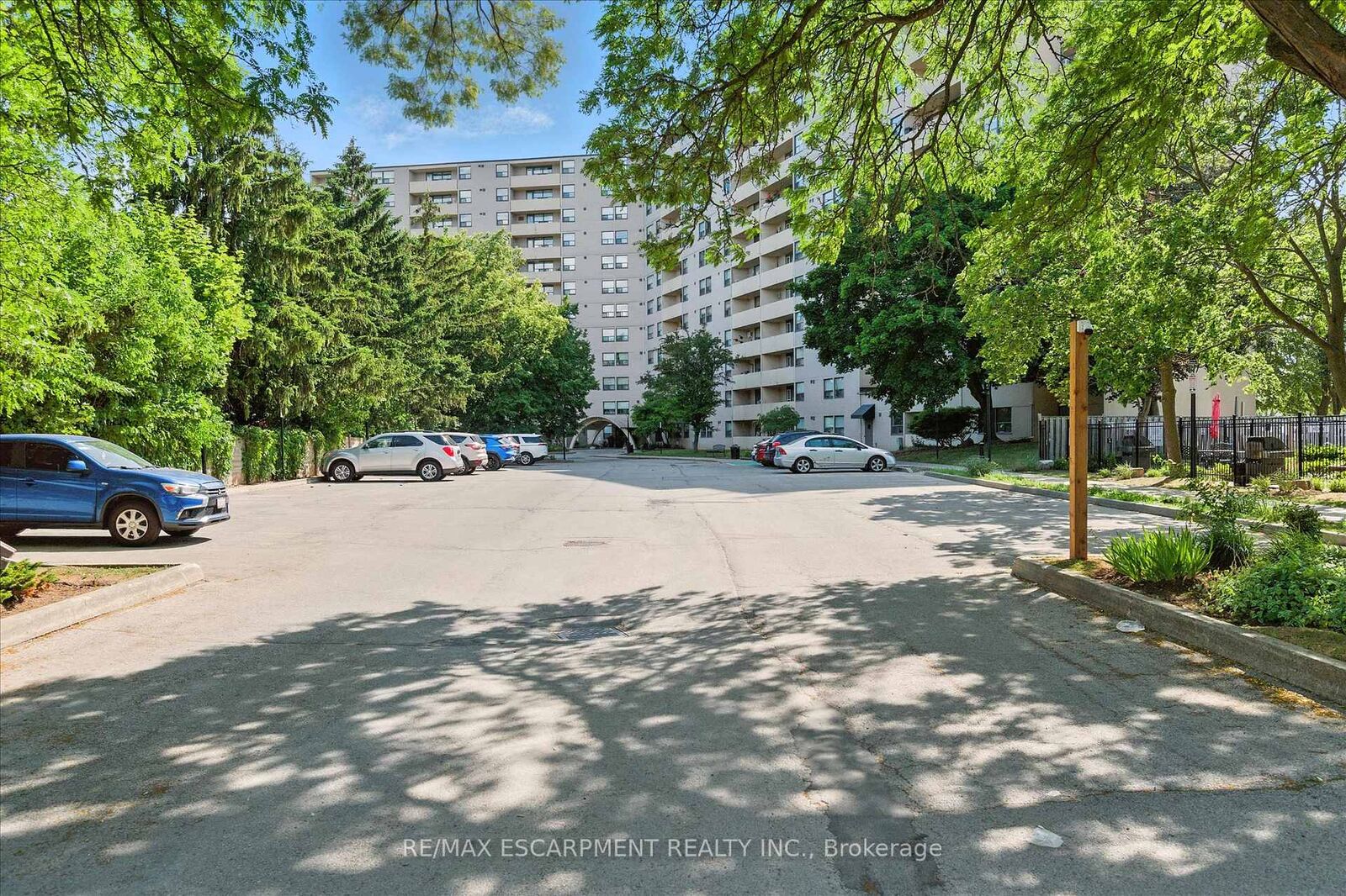Property Photo:  700 Dynes Road 909  ON L7M 3N2 