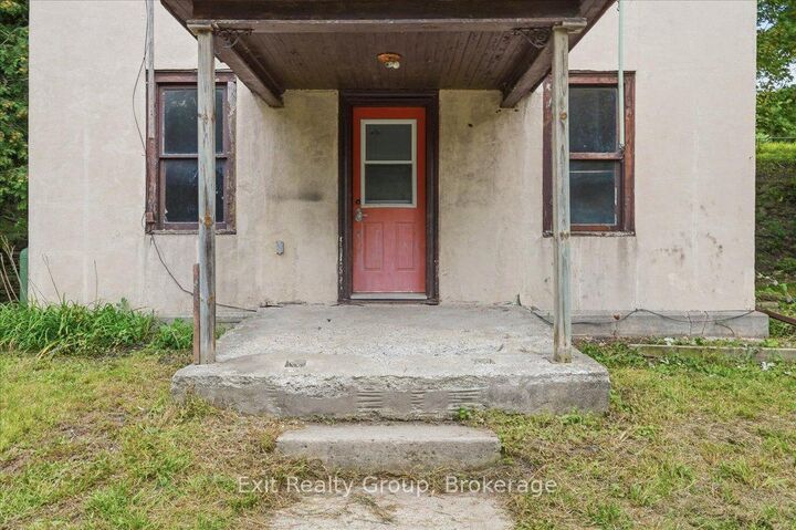 Property Photo:  437 Drewery Street  ON K0K 1H0 