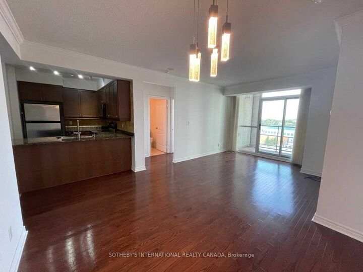 Property Photo: 100 Promenade Circle 1011 ON L4J 7W7