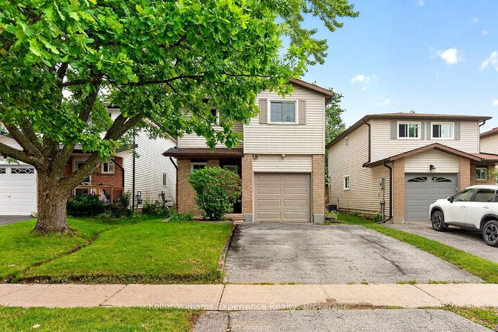 Property Photo:  58 Maitland Drive  ON L4M 5V7 