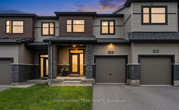 Property Photo:  45 Finglas Court  ON K2J 6Y6 
