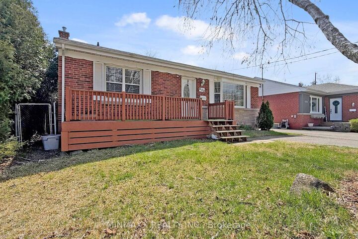 Property Photo:  632 Inverness Avenue  ON L7T 3S8 