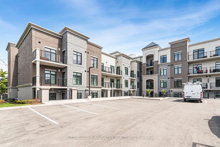 Property Photo:  153 Wilson Street W 105  ON L9G 1N4 