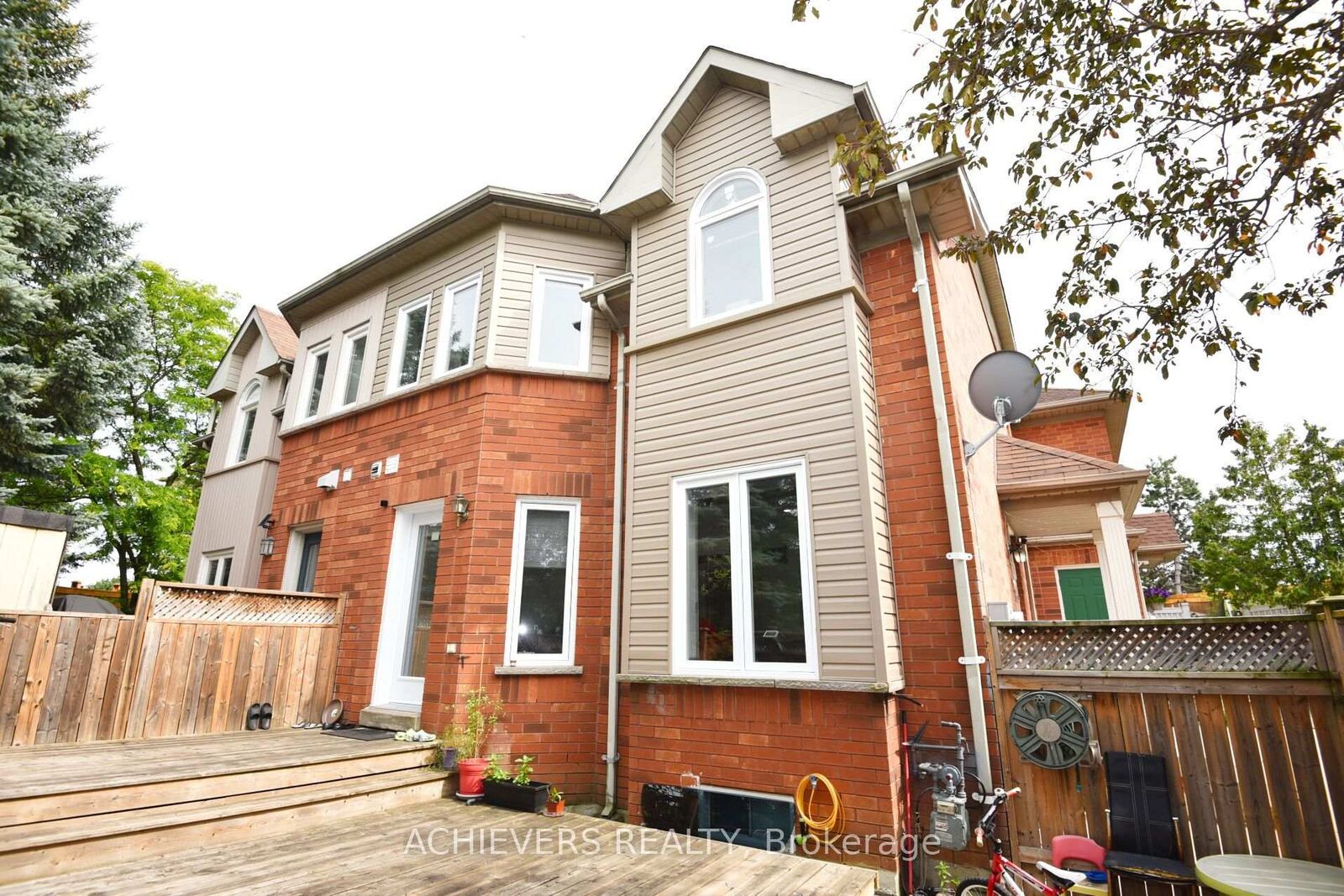 Property Photo:  83 Clover Bloom Road  ON L6R 1S4 