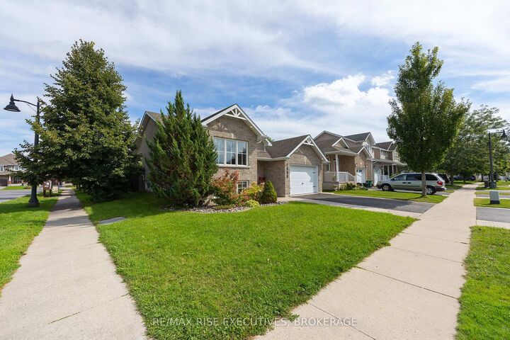 Property Photo:  1500 Crimson Crescent  ON K7P 0H4 