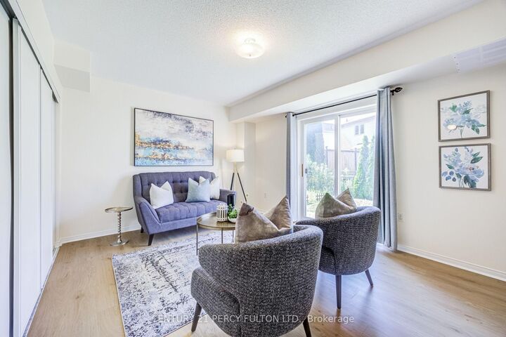 Property Photo:  1532 Hummingbird Court  ON L1V 7H9 