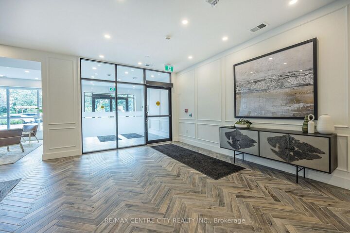 Property Photo: 480 Callaway Road 414 ON N6G 0Z3