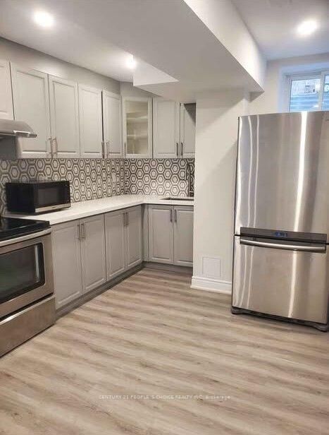 Property Photo:  703 Yates Drive 1 (Bsmt)  ON L9T 7R5 