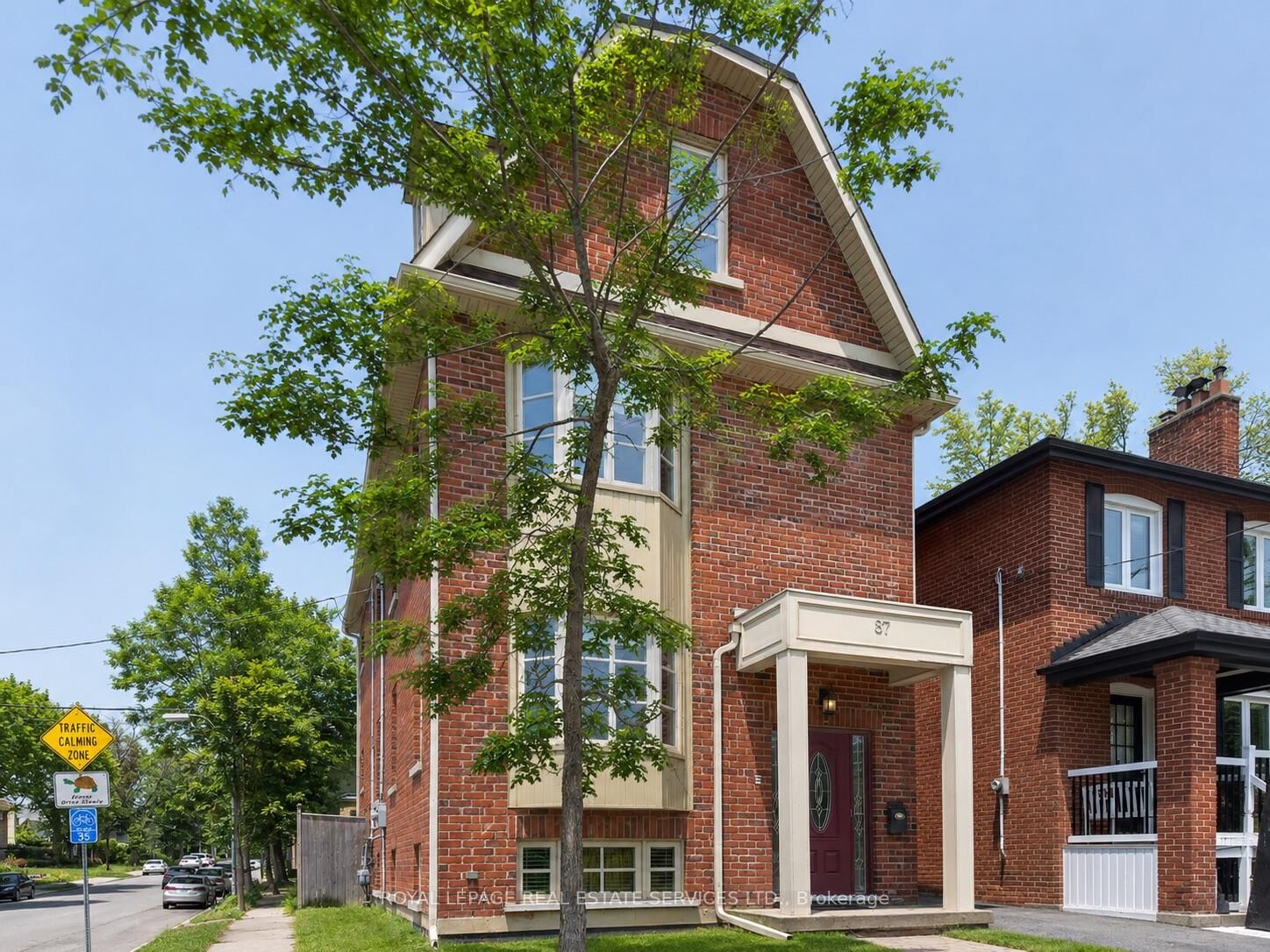 Property Photo:  87 Lawrence Avenue W Lower  ON M5M 1A7 