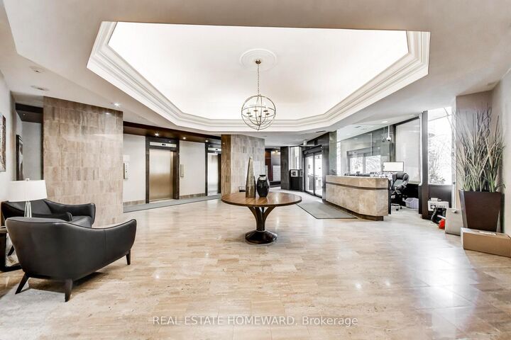 Property Photo:  75 Wynford Heights Crescent 1506  ON M3C 3H9 