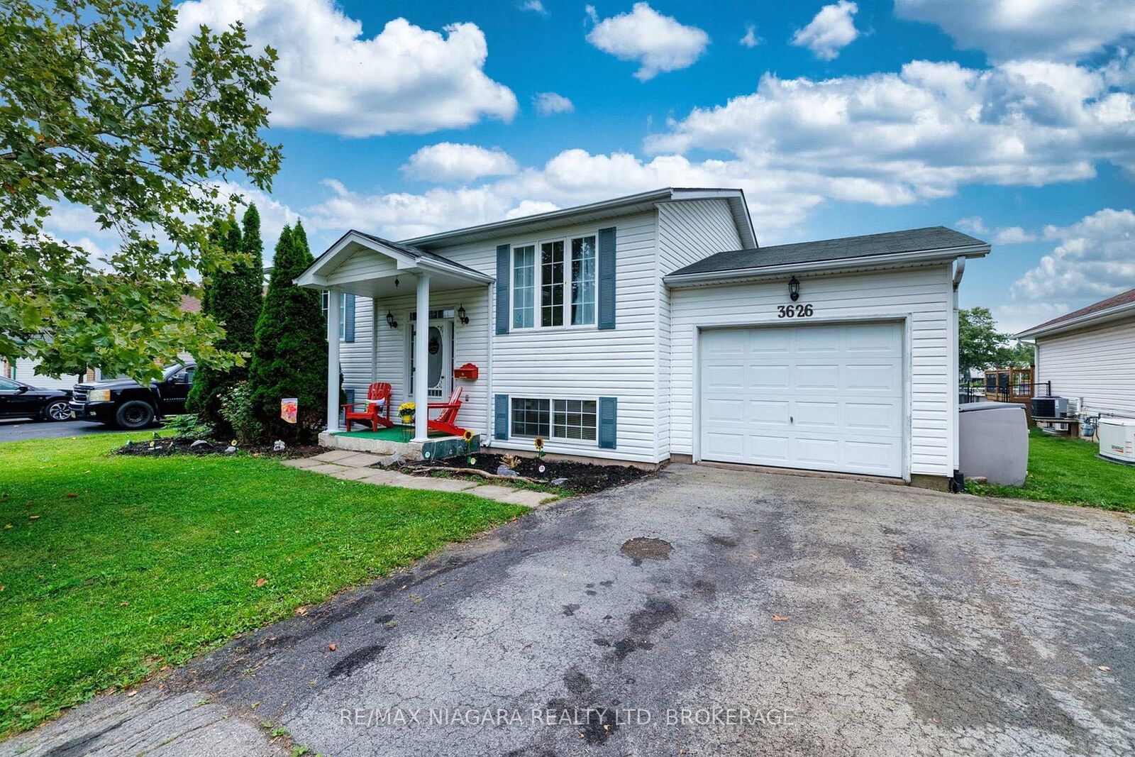 Property Photo:  3626 Hill Street  ON L0S 1S0 