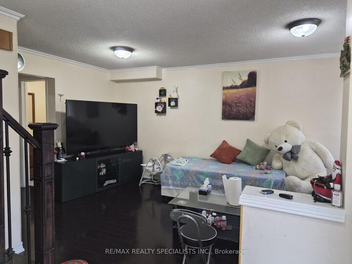 Property Photo:  22 Streamside Lane  ON L6R 2A9 