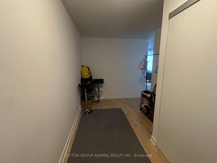 Property Photo:  2799 Kingston Road 724  ON M1M 1N1 