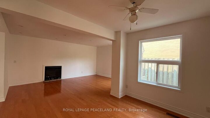 Property Photo:  711 Irwin Crescent  ON L3Y 5A4 