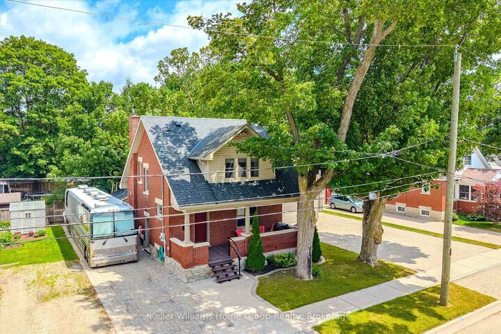 Property Photo:  330 Angus Street  ON N1M 2M1 