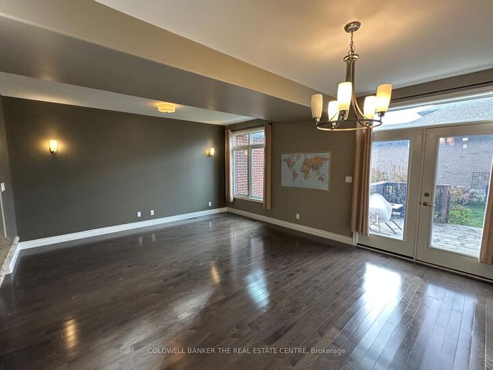 Property Photo: 48 Hanover Court ON K8N 0B1