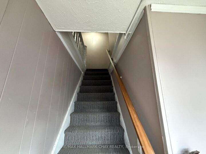 Property Photo: 127 Victoria Street W 4 ON L9R 1L7