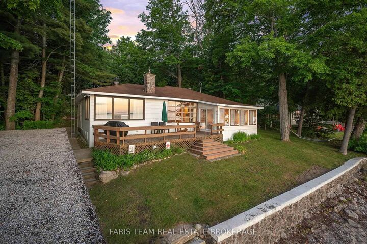 Property Photo:  1697 Champlain Road  ON L9M 0E3 