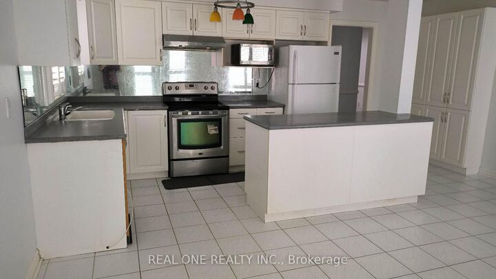 Property Photo:  12 Atlantic Avenue  ON L3P 7B6 