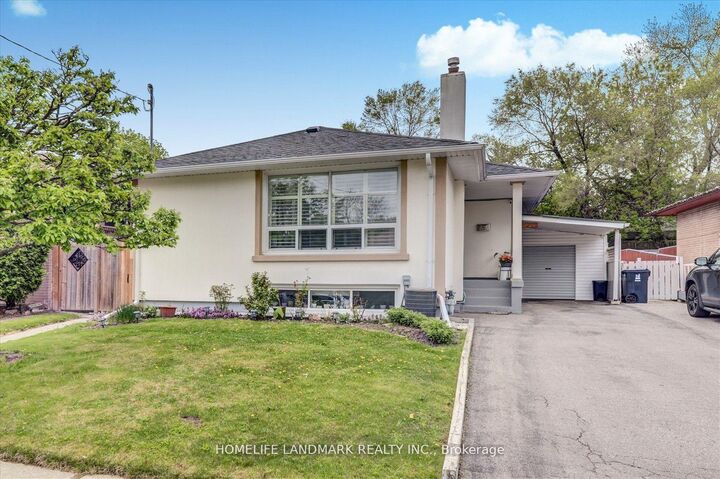 Property Photo:  71 Sundance Crescent  ON M1G 2M1 