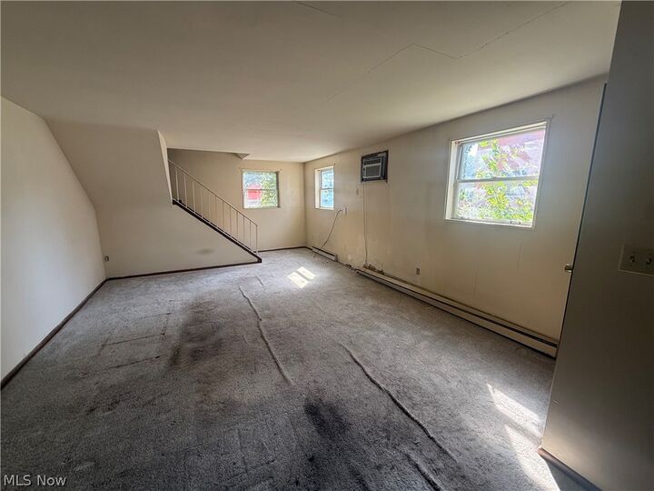 Property Photo: 952 N Highland Avenue OH 44420