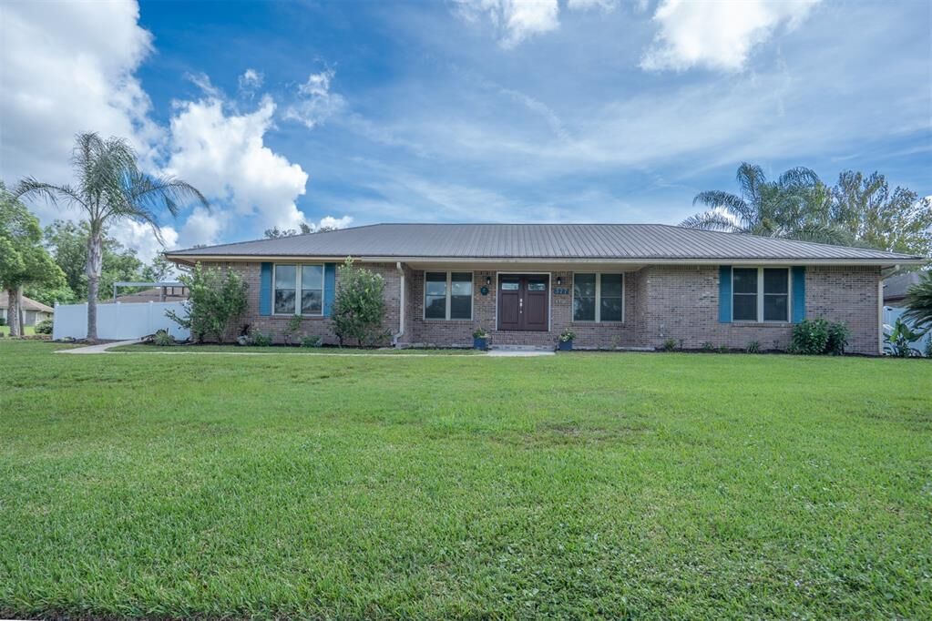Property Photo:  377 Foxridge Road  FL 32065 