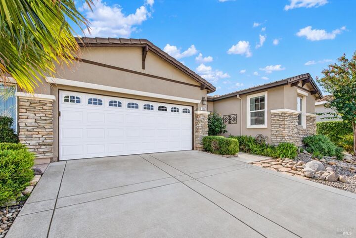 Property Photo:  220 Riverside Drive  CA 94571 