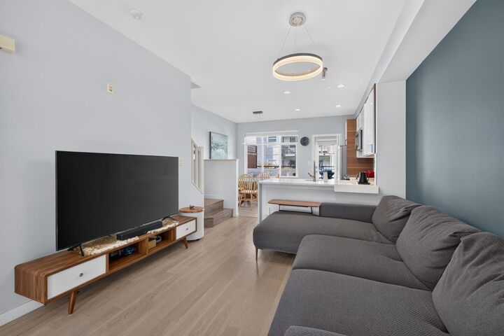Property Photo:  6528 Denbigh Avenue 56  BC V5H 3R8 