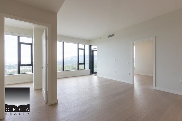 Property Photo:  128 W 15th Street 2101  BC V7M 0H6 