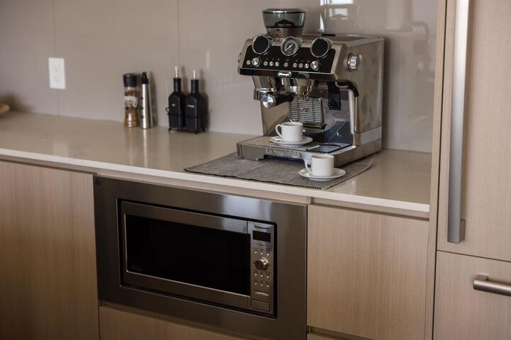 Property Photo:  618 Carnarvon Street 1607  BC V3M 0N9 