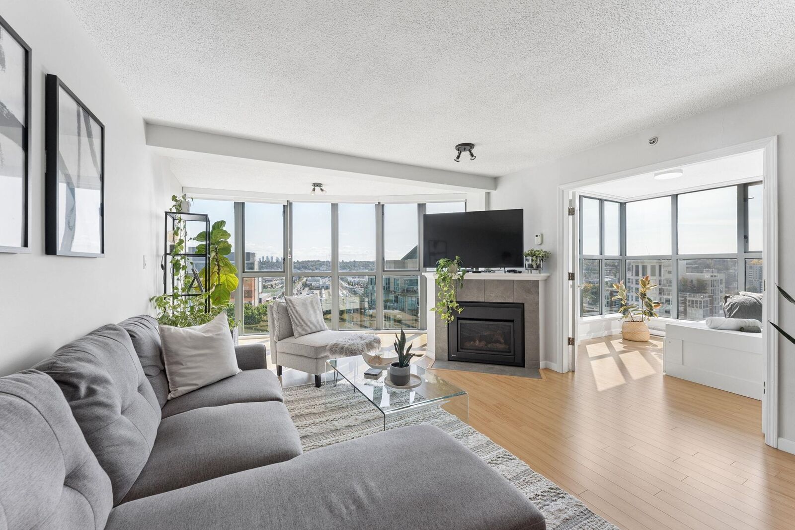 Property Photo: 1128 Quebec Street 1603 BC V6A 4E1