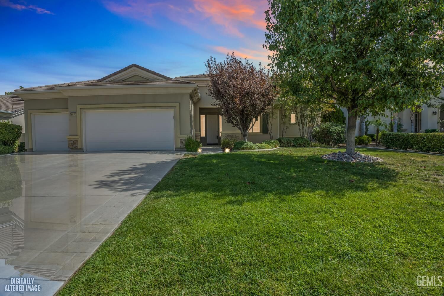 Property Photo: 5815 Chadwick Hills Court CA 93306
