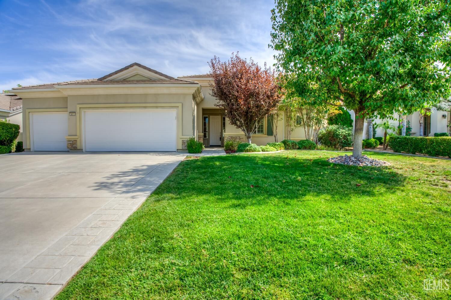 Property Photo:  5815 Chadwick Hills Court  CA 93306 