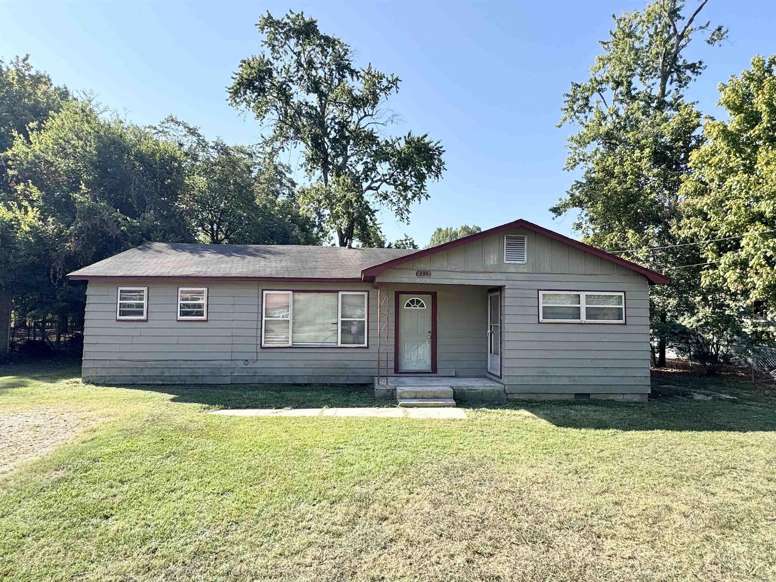 Property Photo:  335 Walnut Avenue  AR 72324 