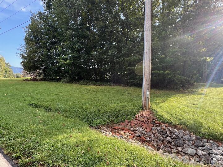 Property Photo:  0 Hayes Waters Road 2  NC 28655 